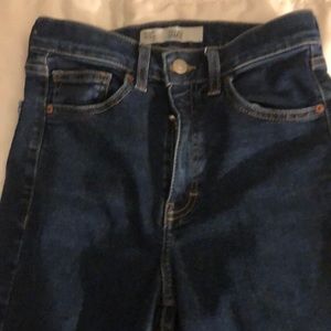 Young womens TopShop Moro JAMIE Jeans. Size W28 L30